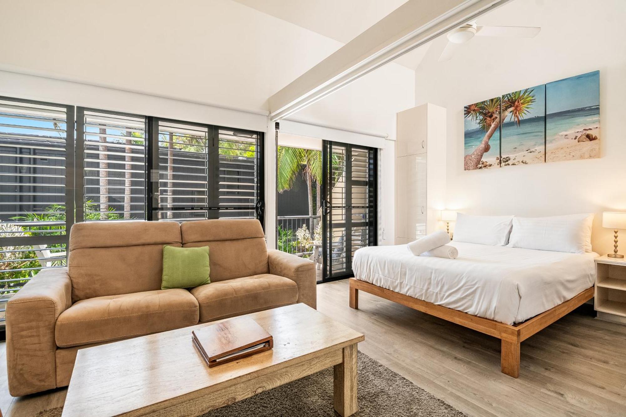 Julians Apartments Byron Bay Exterior photo