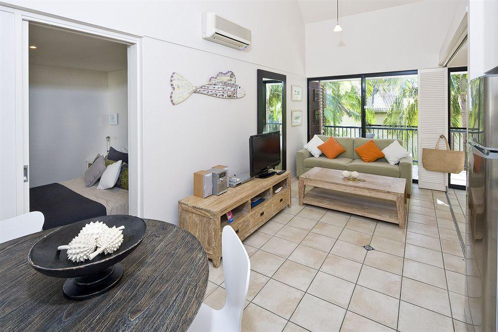 Julians Apartments Byron Bay Exterior photo