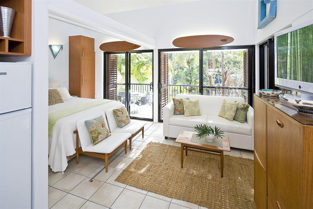 Julians Apartments Byron Bay Exterior photo