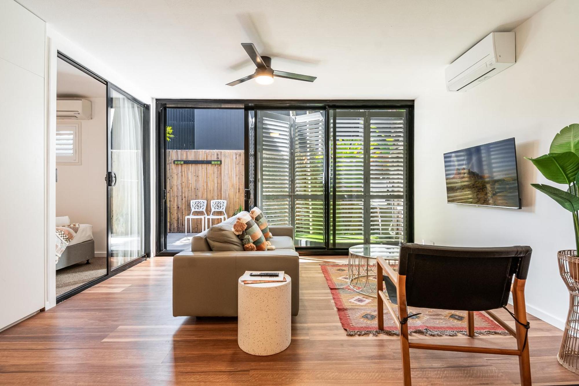 Julians Apartments Byron Bay Exterior photo