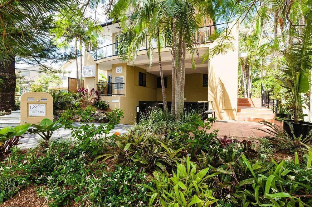 Julians Apartments Byron Bay Exterior photo