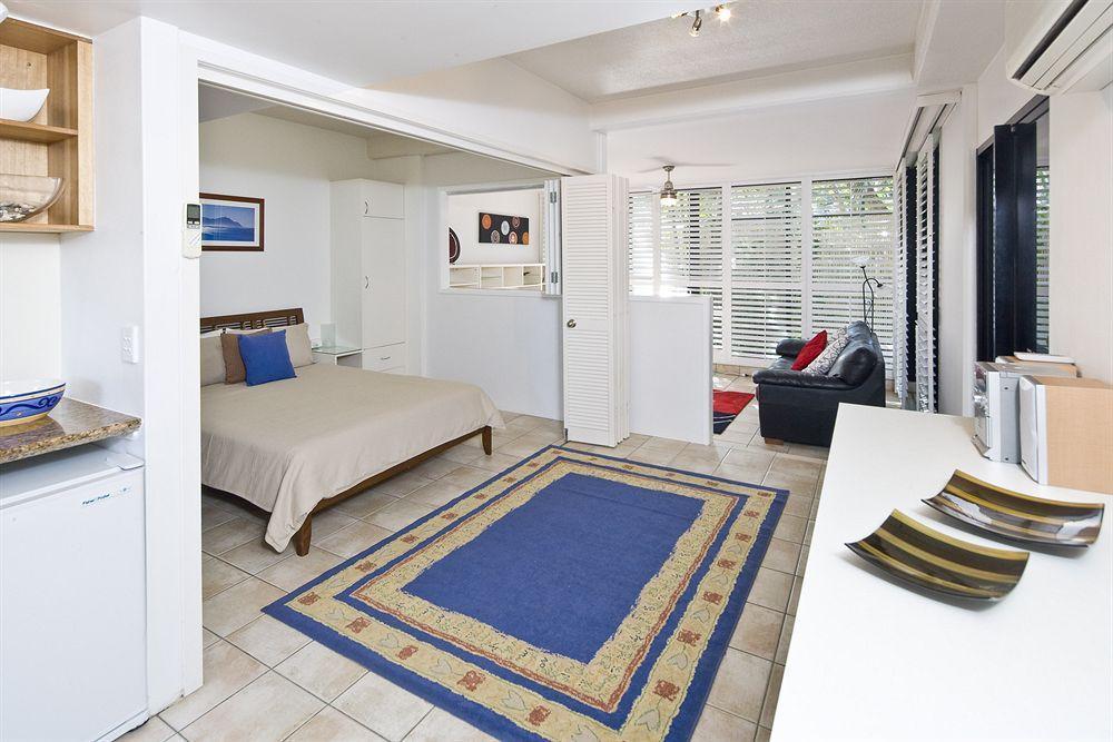 Julians Apartments Byron Bay Exterior photo